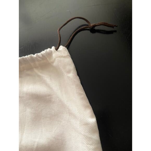 KATE SPADE 17"x17" White Dust Bag w/Logo Print - Picture 3 of 7